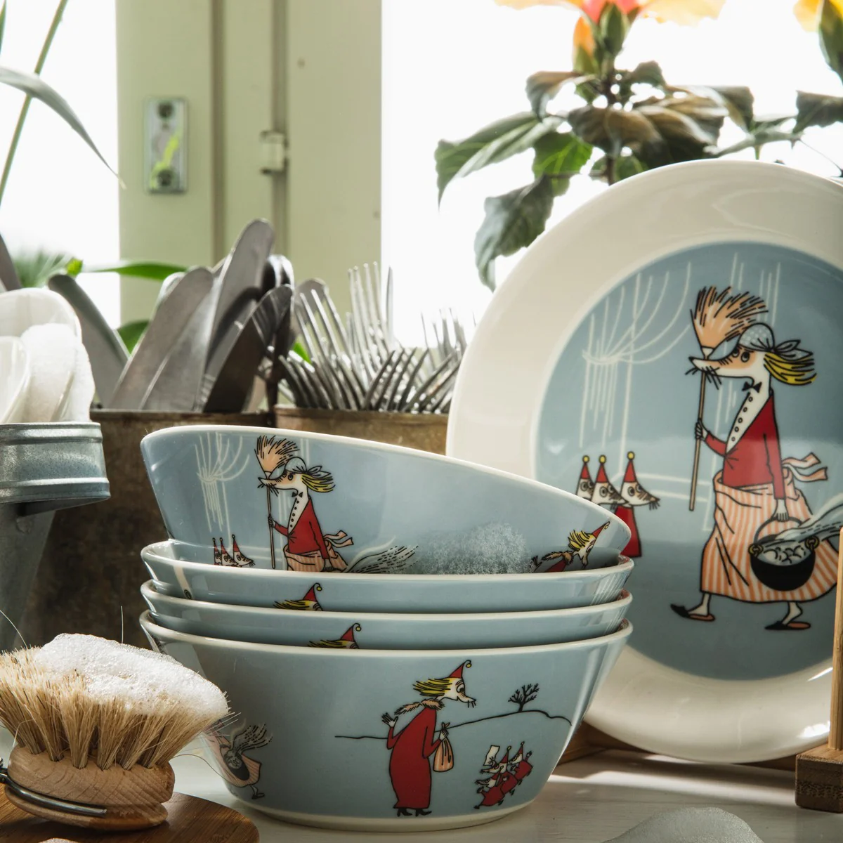 Arabia Moomin Fillyjonk Bowl - Image 2
