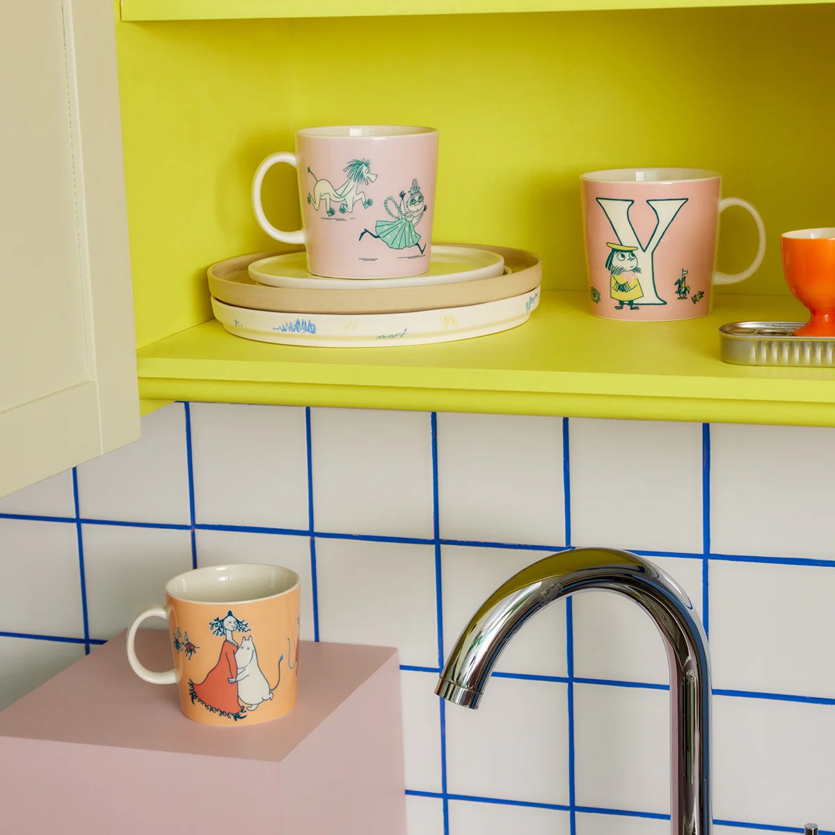 Arabia Moomin ABC Pink Mug - Y - Image 2