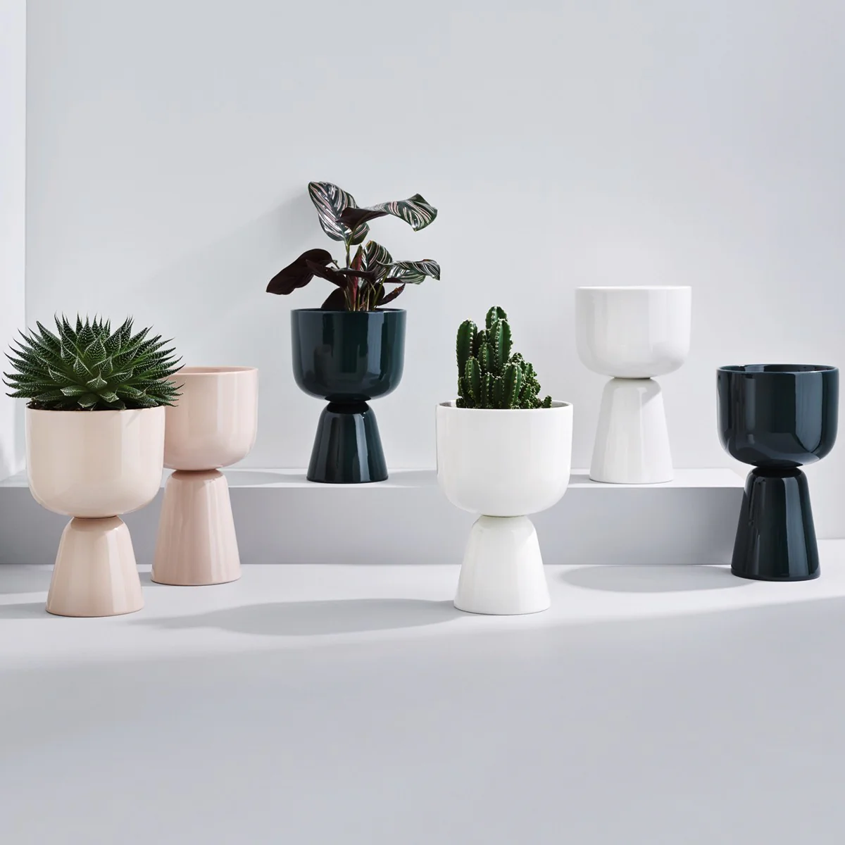 iittala Nappula Beige Tall Plant Pot - Image 5