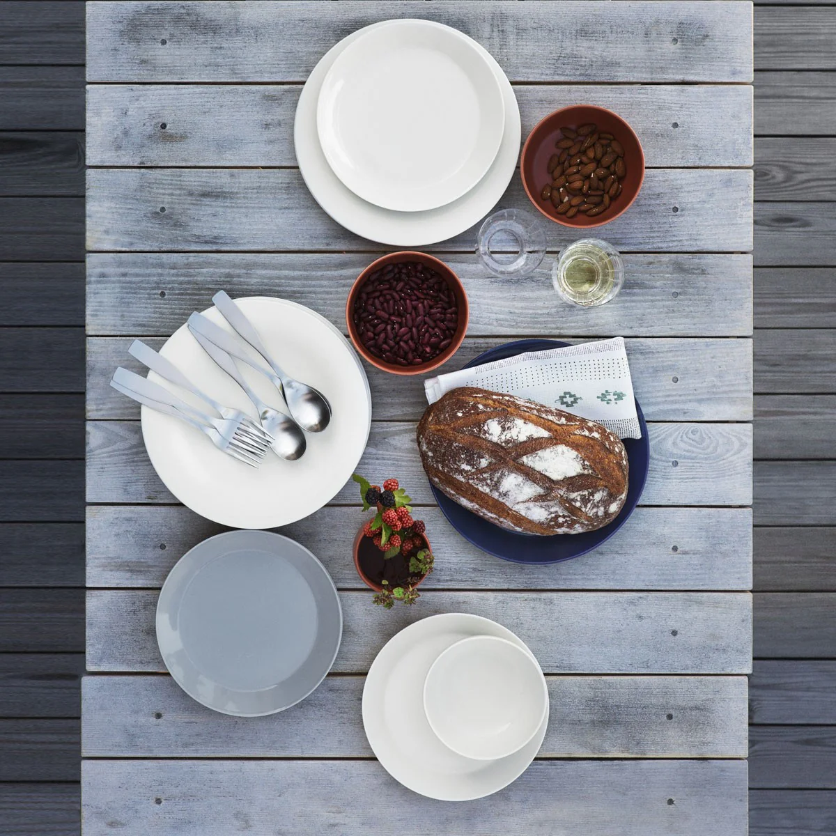 iittala Teema White Salad Plate - Image 3