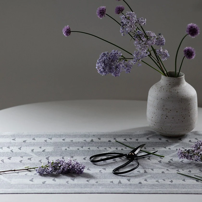 Lapuan Kankurit Koivu White / Black Table Runner - Image 2