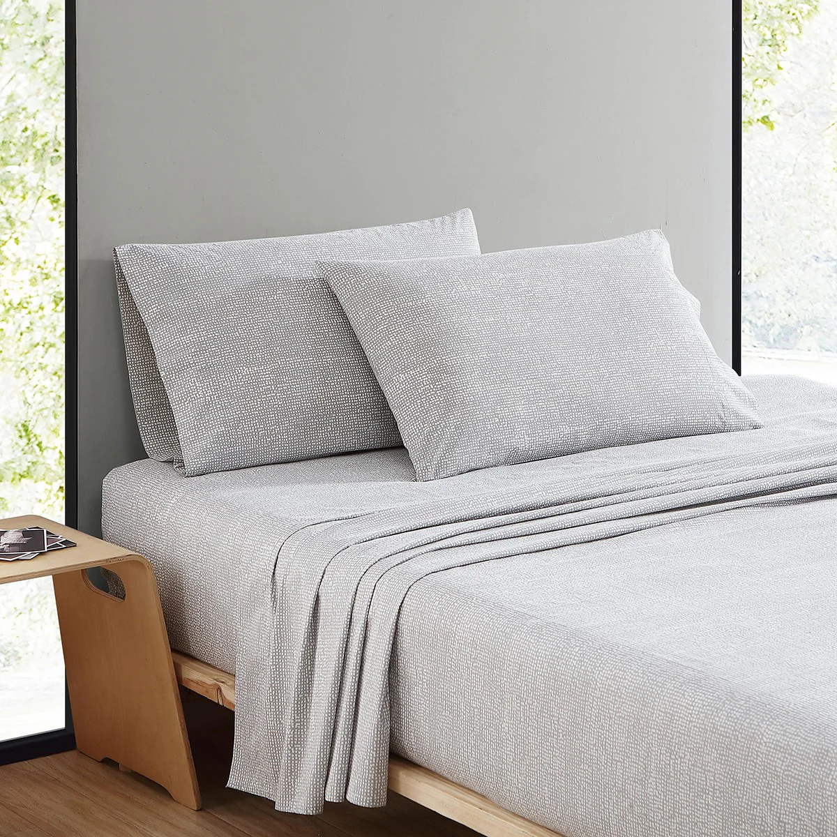 Marimekko Orkanen Grey / White Full Sheet Set - Image 5