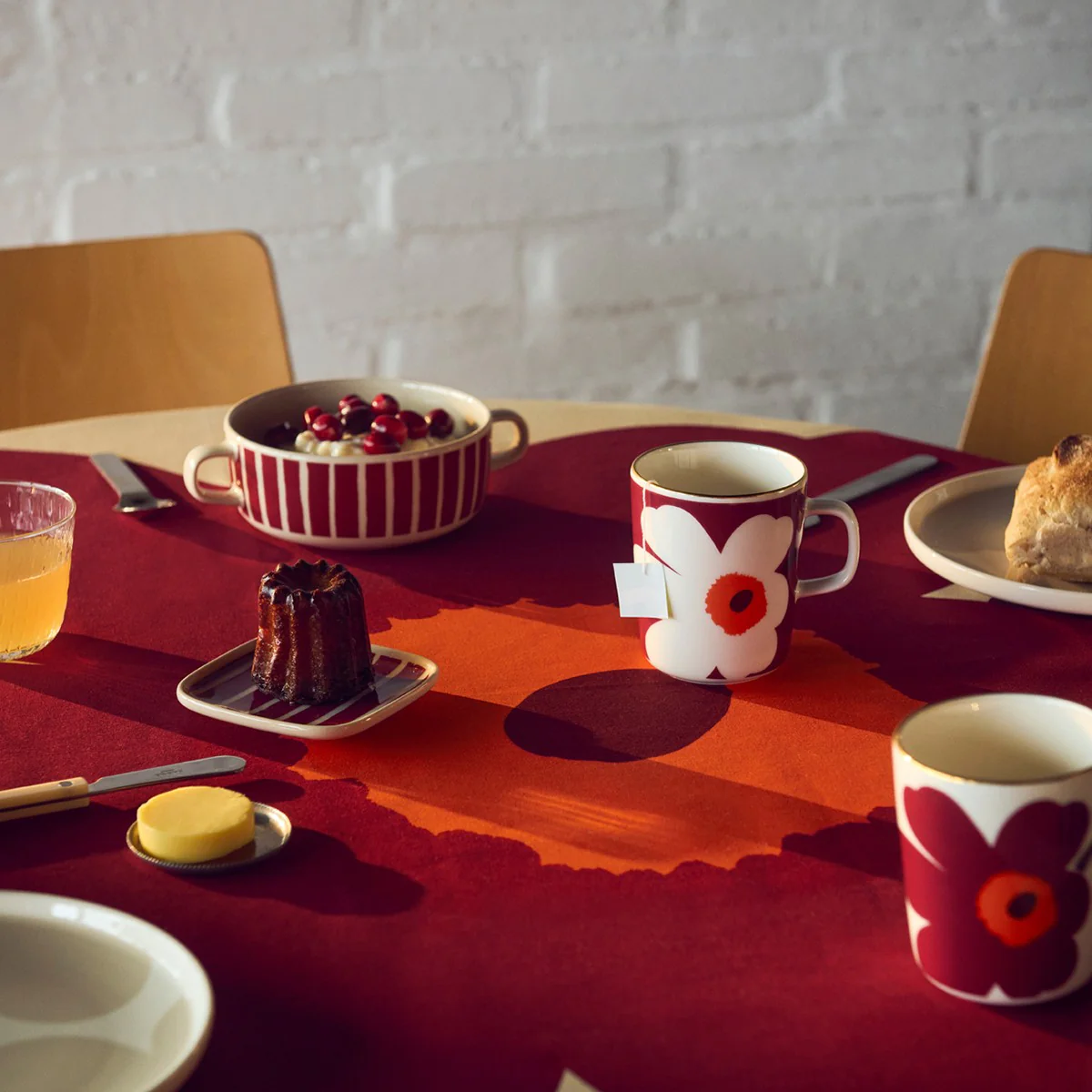 Marimekko Unikko Burgundy / Red / Beige Square Tablecloth - Image 3