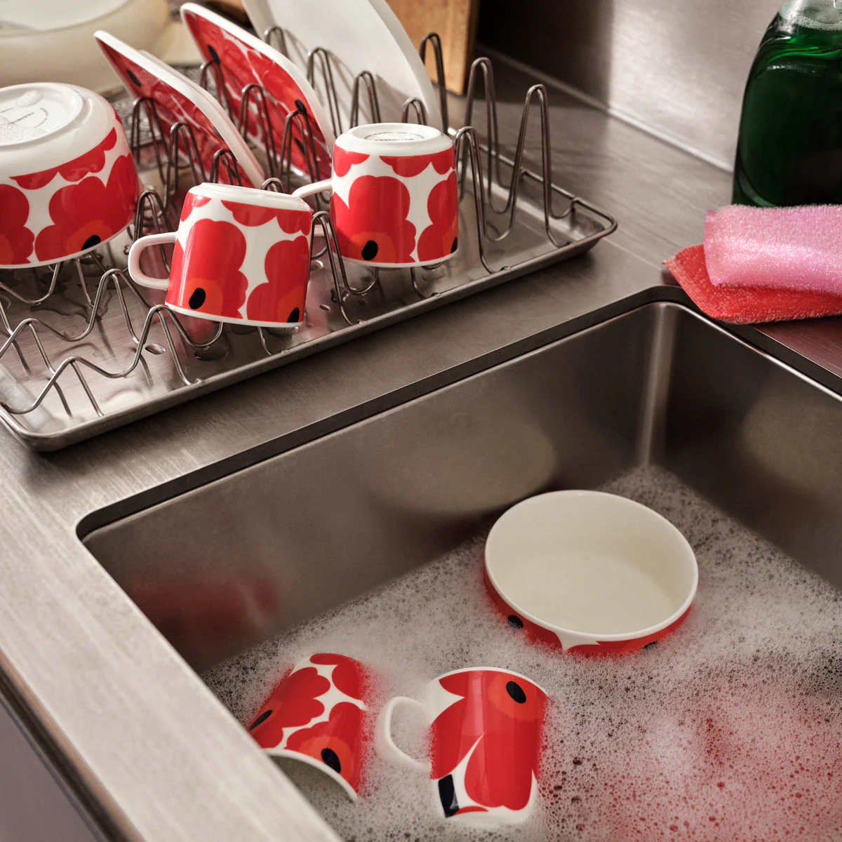 Marimekko Unikko Red Mug - Image 2