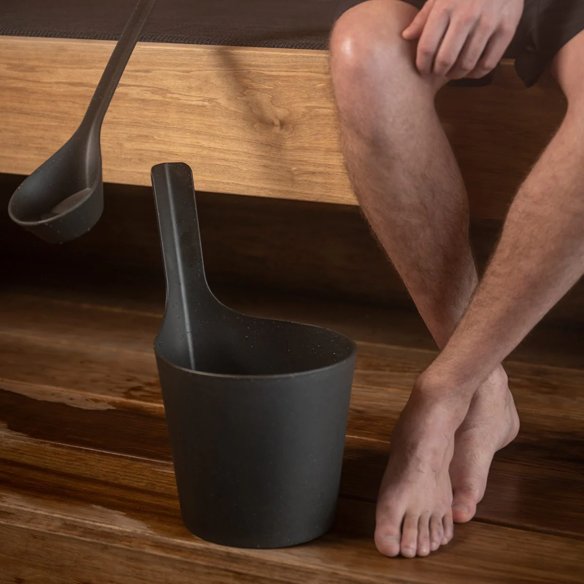 Rento Pisara Speckled Dark Grey Sauna Bucket & Ladle Set - Image 3