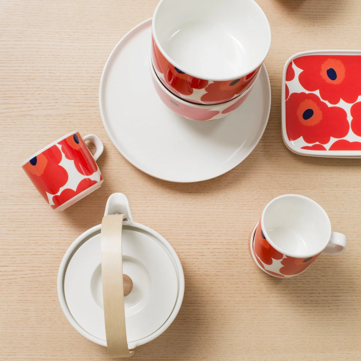 Marimekko Unikko Red Small Plate - Image 3
